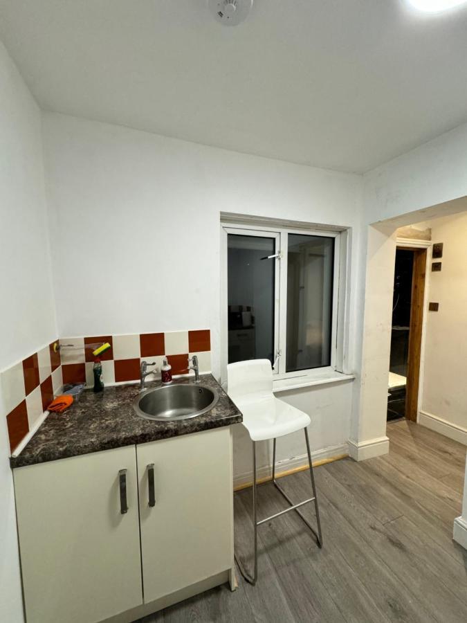 1 Bed With Kitchenette And Bathroom Oxford Eksteriør billede