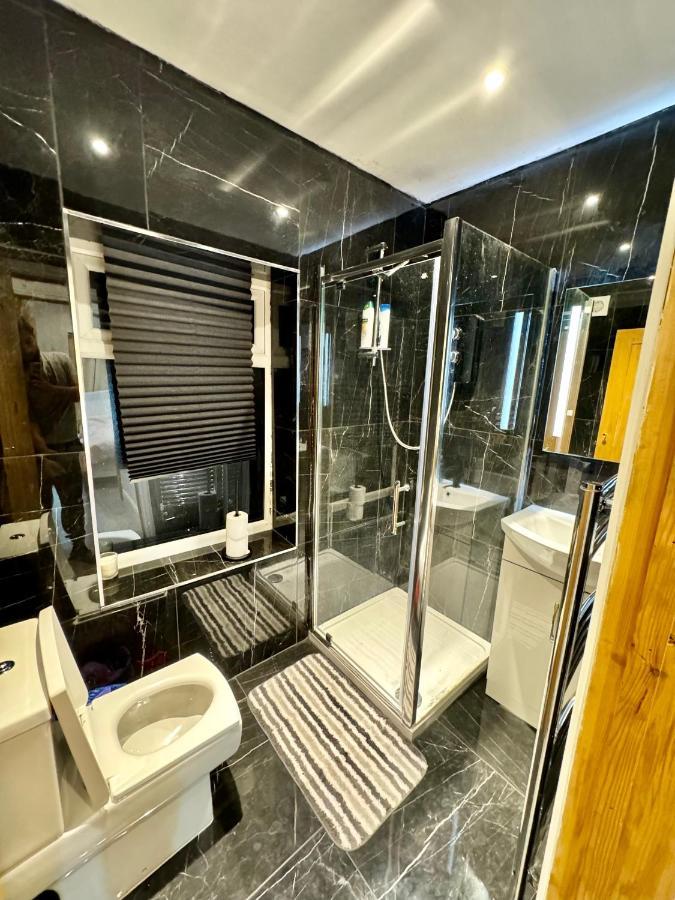 1 Bed With Kitchenette And Bathroom Oxford Eksteriør billede
