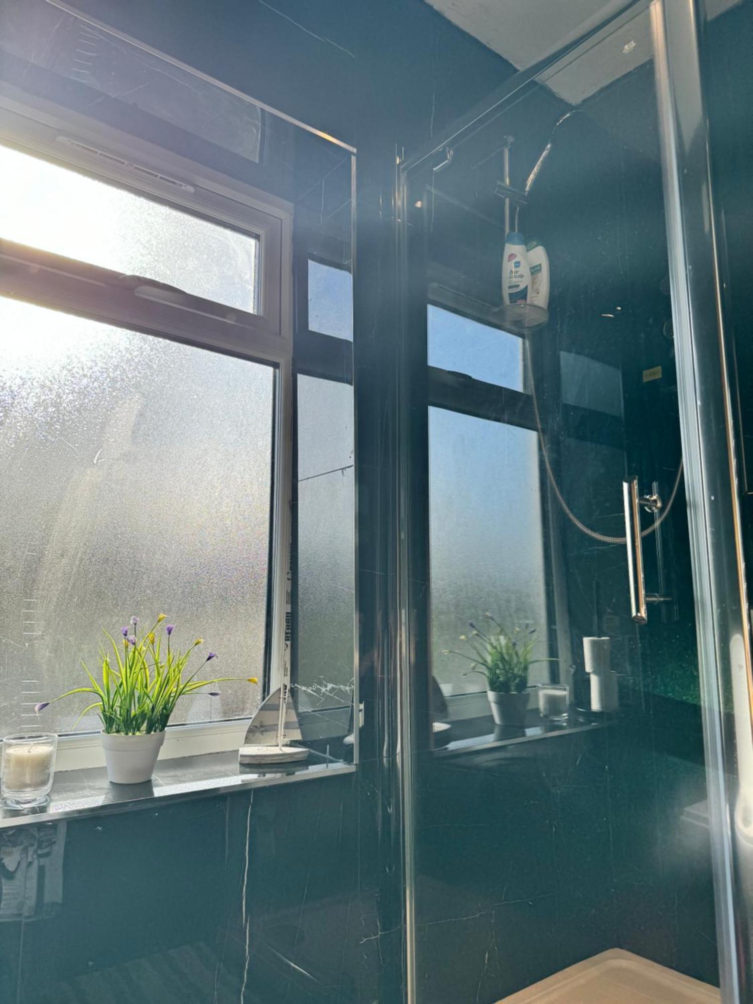 1 Bed With Kitchenette And Bathroom Oxford Eksteriør billede